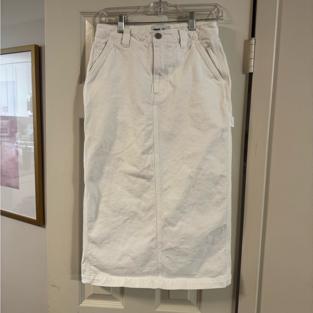 Aritzia White Women’s Skirt